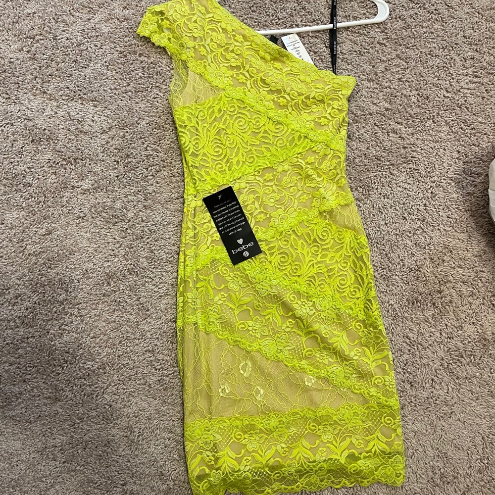Brand new bebe dress -xs